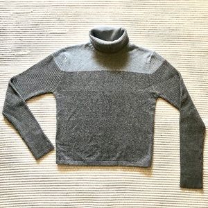 Cropped Turtleneck sweater